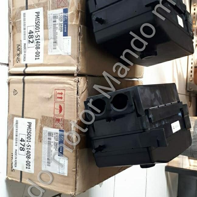 fuse box sekring assy hyundai trajet 2.0 2000 2.000