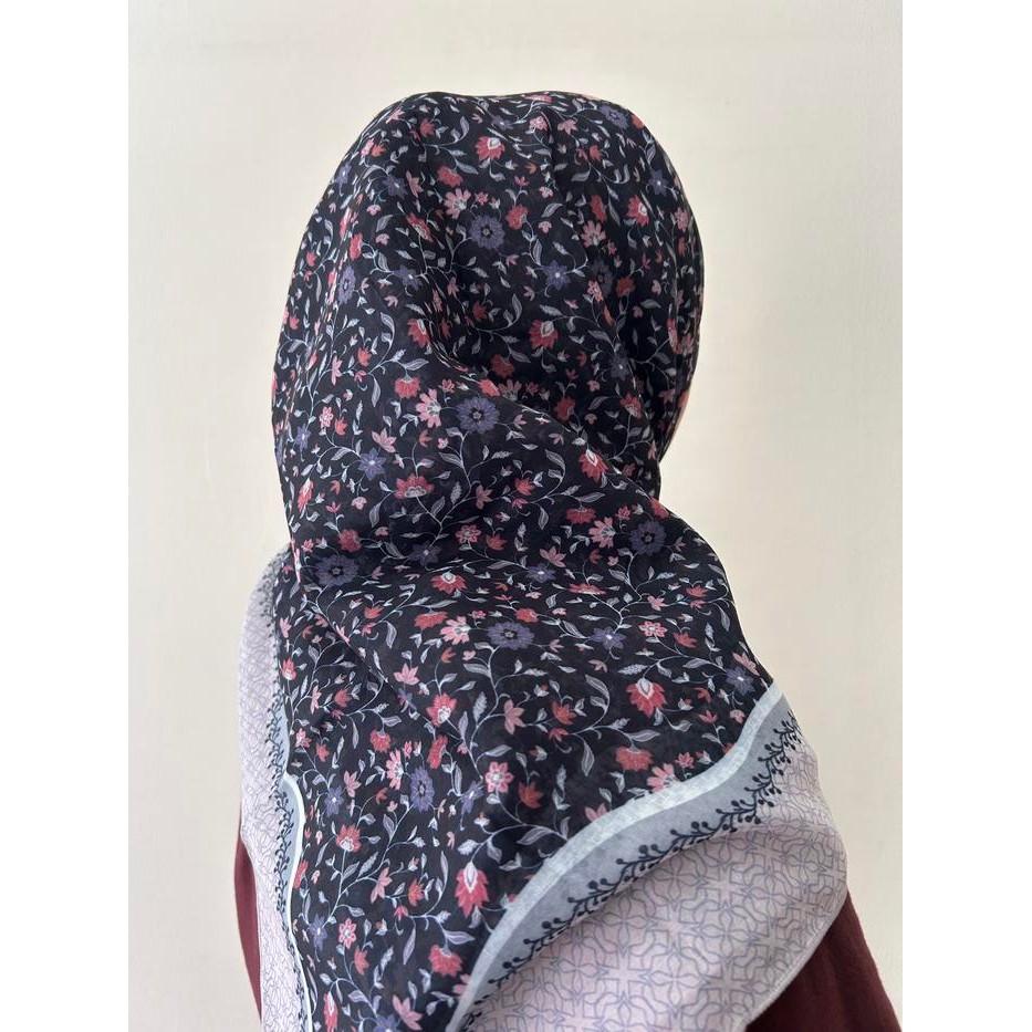 Top Luminous Beauty Veils - [MOONANDSTELLA] [KODE D] Hijab Segi Empat Moonandstella/Hijab Segi Empat