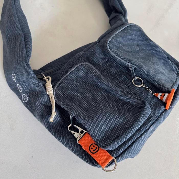 FAITH FADE - Denim Canvas Sling Bag (Blue)