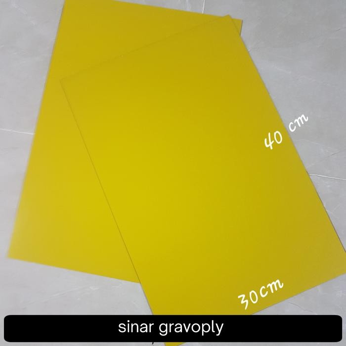 

gravoply kuning teks hitam 30x40cm tebal 1.5ml