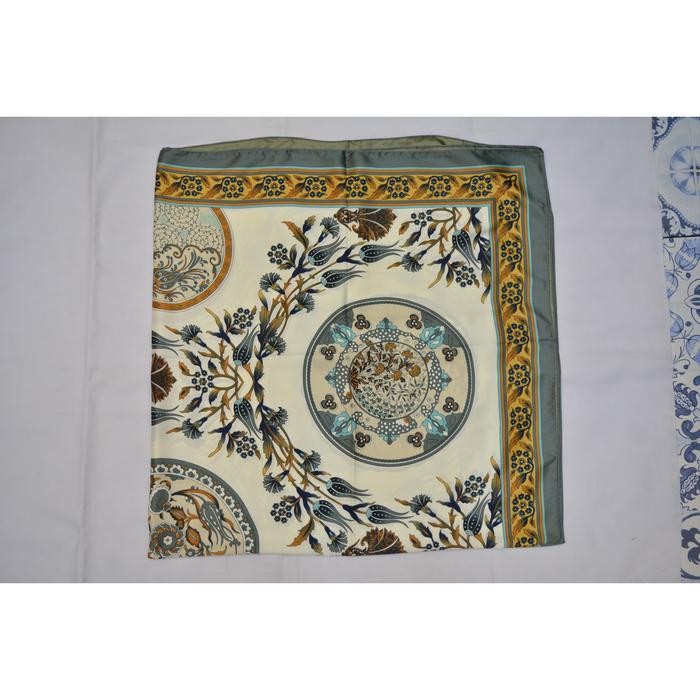 Hijab Segi Empat Premium Silk Art Jilbab Kerudung Turki Nahla 115X115 Cm