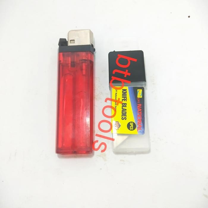 Mata Pisau Cutter Akrilik