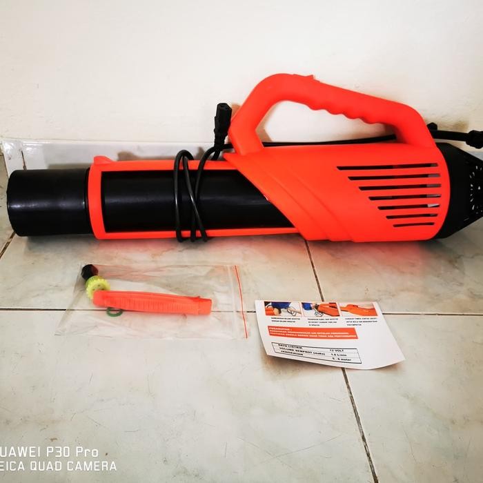 tembakan alat semprot disinfektan