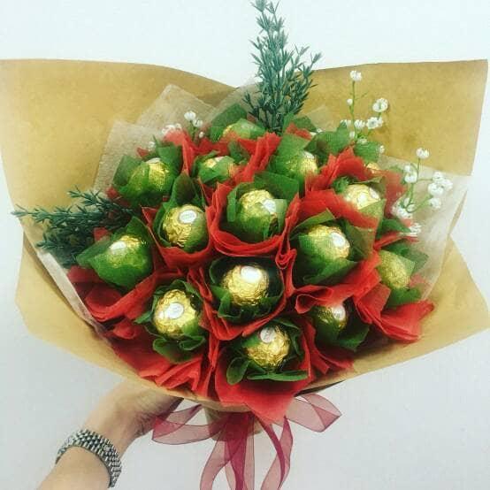 Baru Buket Bunga Coklat Ferero Rocher - 16Pcs