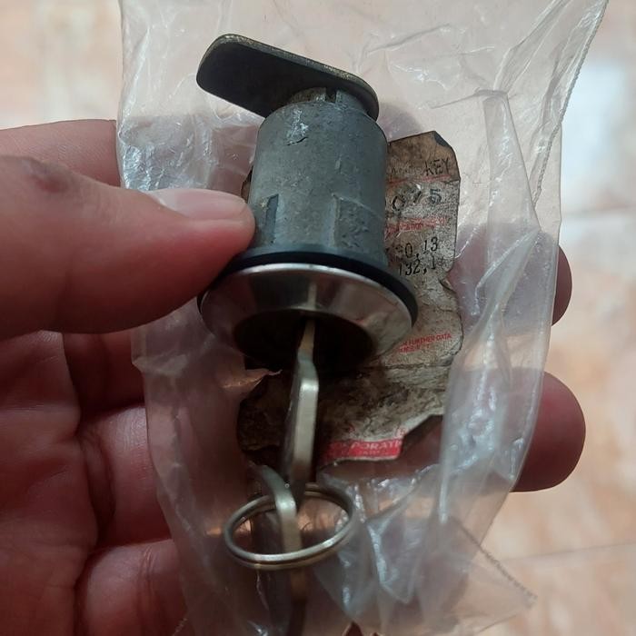 Kunci Bagasi Corolla KE20 KE30 Original