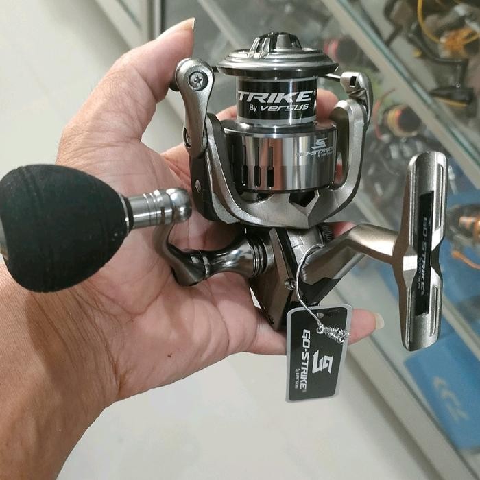 REEL SPINNING VERSUS GLADIATOR S