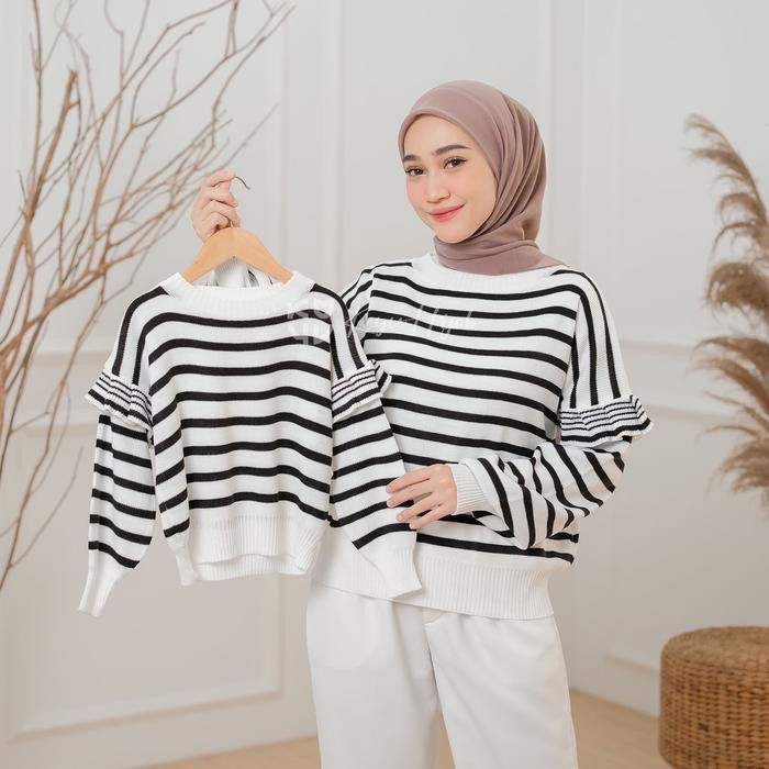 DISKON Koyu Hijab Baju Atasan Rajut Stripe Couple Ibu dan Anak READY STOCK