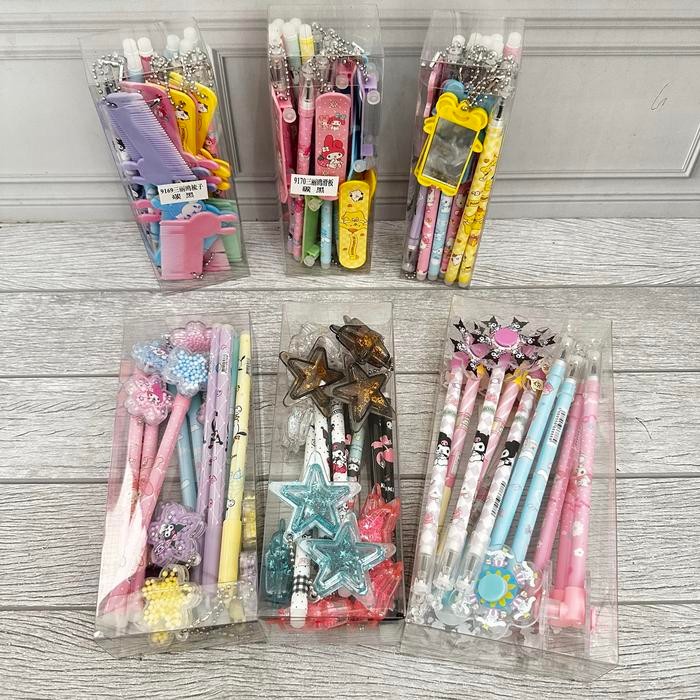 

OJ SELUSIN ( 12 PCS ) Pulpen Karakter Lucu Gantungan BTS BT21 Fancy