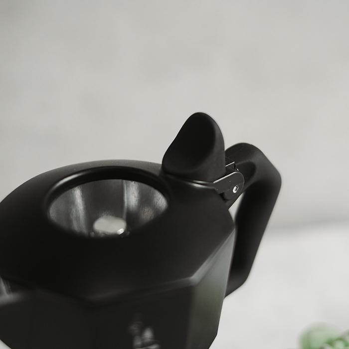 Bialetti - Mokapot Brikka Black Exclusive - 2 Cups - Alat Seduh Kopi