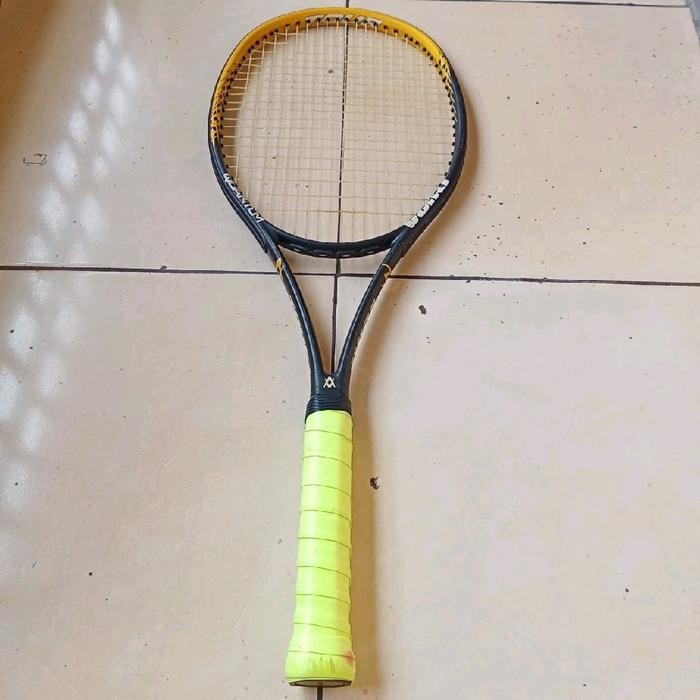 Raket tenis volkl original bekas