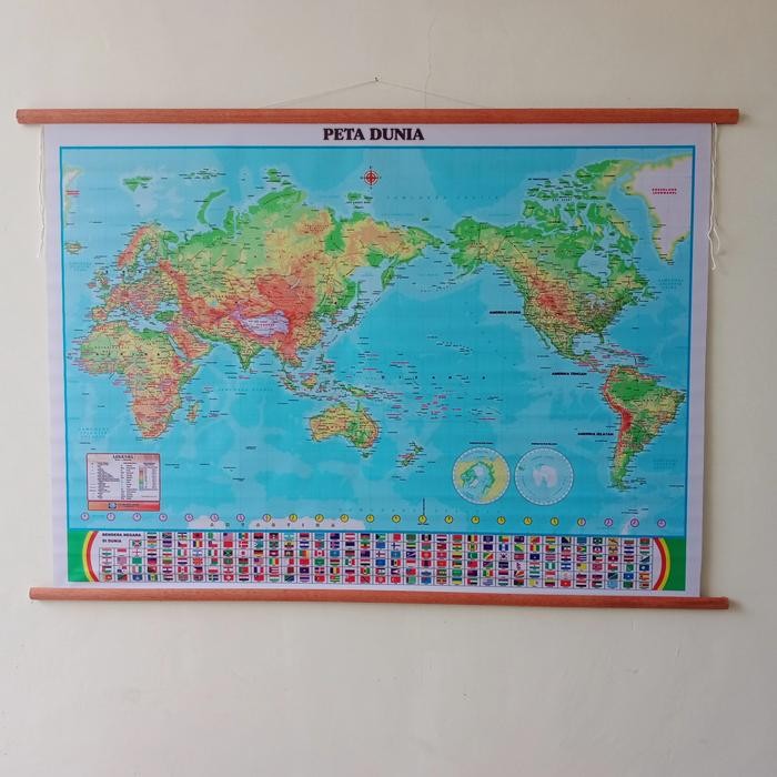 Peta Dunia Topografi / Physical Besar Bingkai
