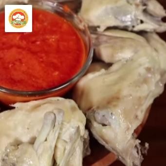 

Pilihan- Ayam Pop Ayam Pejantan Ma'Ciqu Frozen