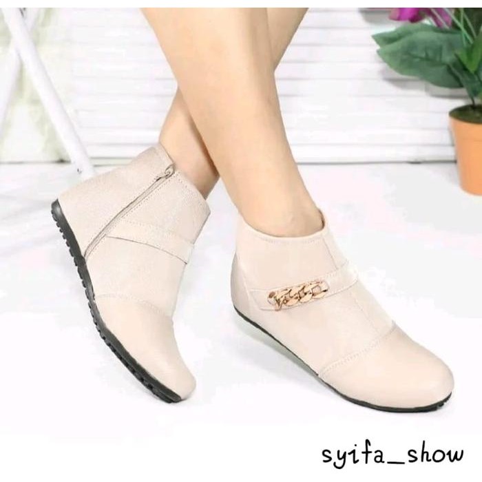 Donatello - Sepatu Boots Wanita Terbaru Flat Shoes Anti Slip Lentur
