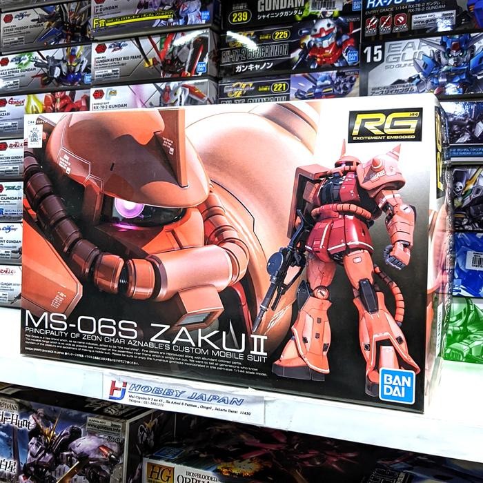 RG Char Zaku II Bandai Namco Modelkit Plamo