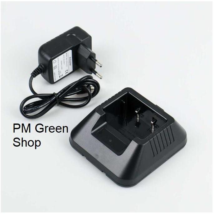 CASAN HT UV5R UV 5R / CHARGER HT UV5R UV 5R - BLACK / UV 5R UV 5RA UV 5RC UV 5RE CHARGER HT WALKIE