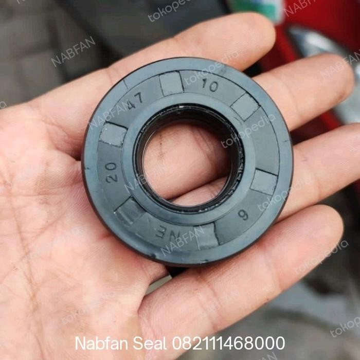 Oil Seal TC 20 38 7 NBR