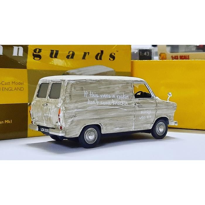 1/43 Corgi Ford Transit Mki Comedy Weathered