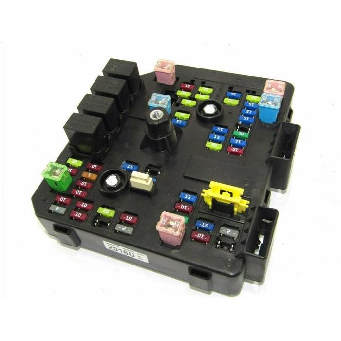 FUSE BOX RELAY BOX CHEVROLET CAPTIVA 2012 2,2 DIESEL OK.