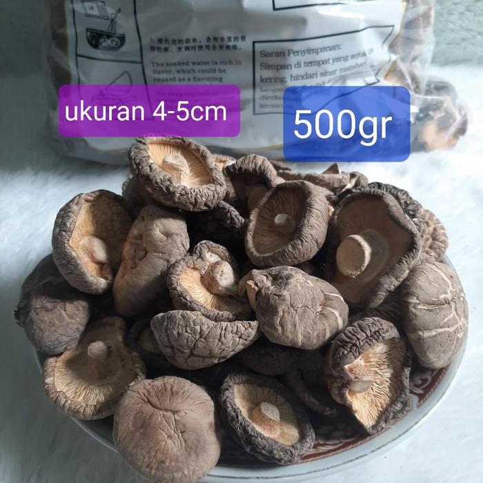 

Pilihan- Jamur Hioko Shitake Kering 4-5Cm ( 500Gram )