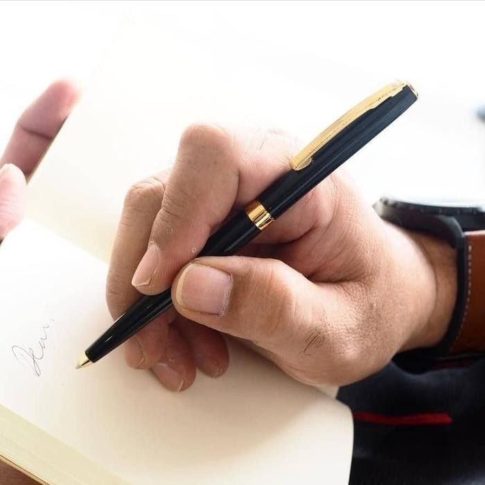 

Sheaffer Sagaris Gloss Black Ballpoint Pen