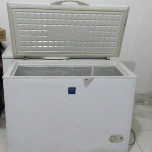 SHARP Chest Freezer 250 L FRV-300 / FRV300 / FRV 300