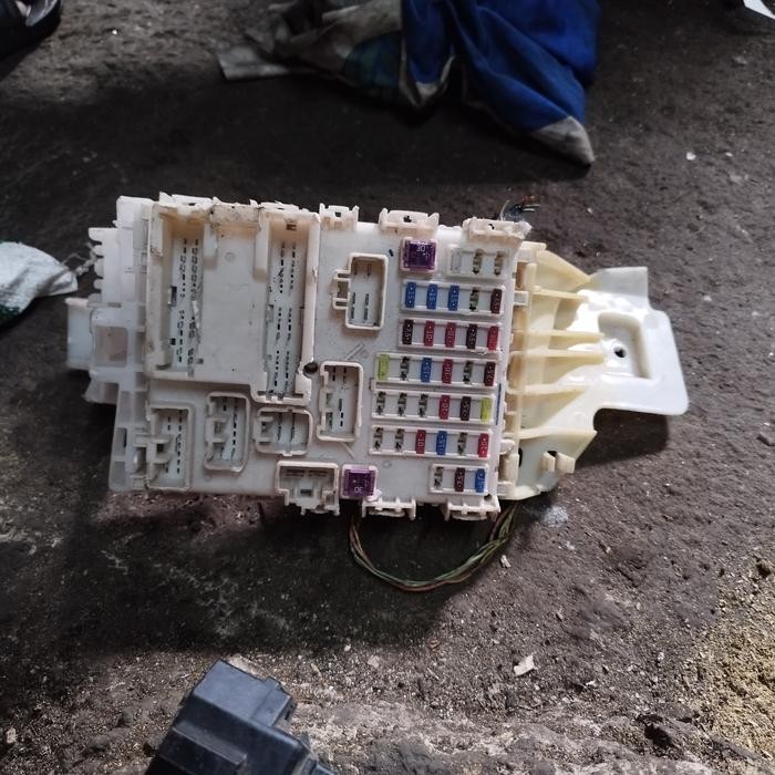 BOX SEKRING SUZUKI ERTIGA