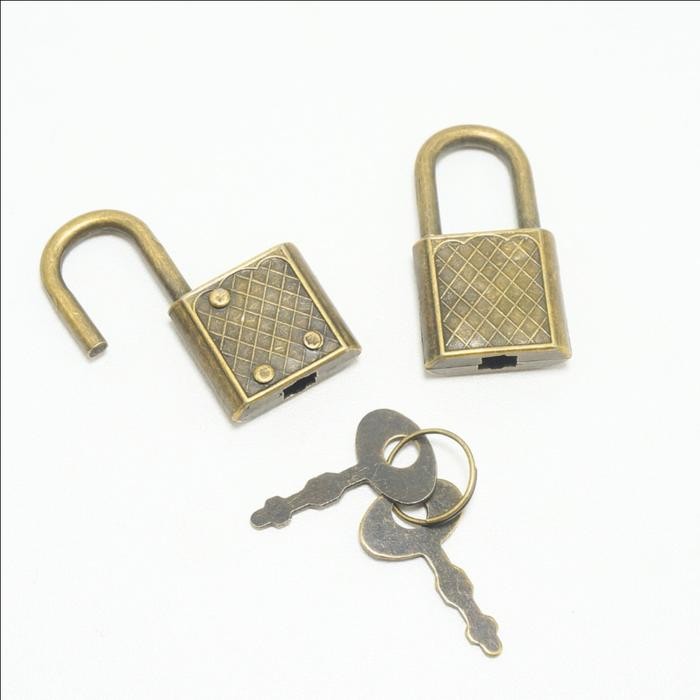 STOK TERBATAS  KUNCI GEMBOK BOX ANTIK 30 X 17 MM KUNCI KOTAK BOX PERHIASAN BUKU DIARY TERJANGKAU