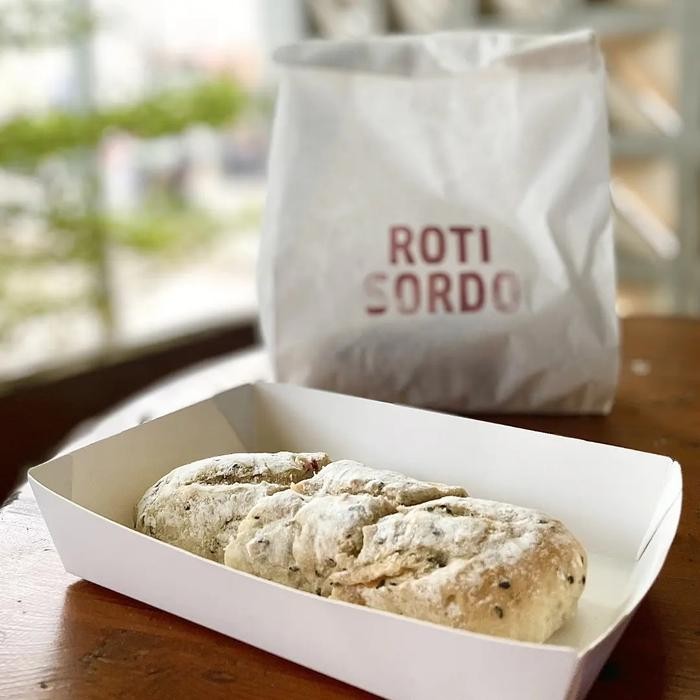 Breakfeast- Cranberry Cheese Sourdough Bun