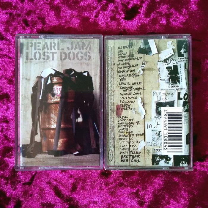 Promo Kaset Pita Pearl Jam - Lost Dogs (Double Cassette) Terlaris
