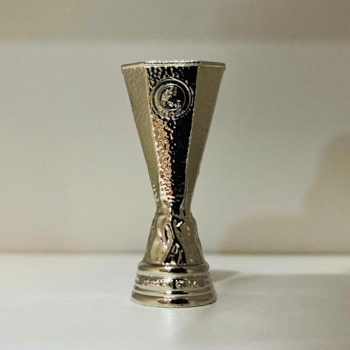 Miniatur Trofi Piala La Eropa - Piala Mini Mini Trofi Europa League