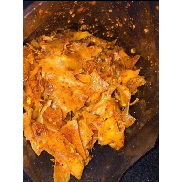 

1000GR KERIPIK SINGKONG KRIWIL CIKRUH PEDAS DAUN JERUK CHILI OIL CAMILAN KERING KRIPIK SNACKS FOOD