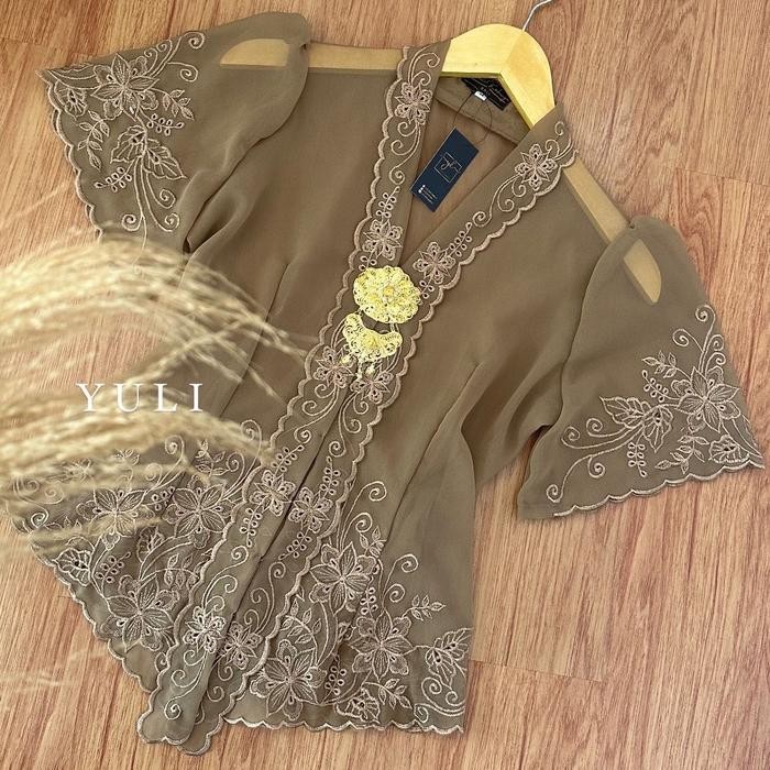 Kebaya Cassandra Kartini Tinkerbell lengan pendek bordir kebaya bali yuli kebaya