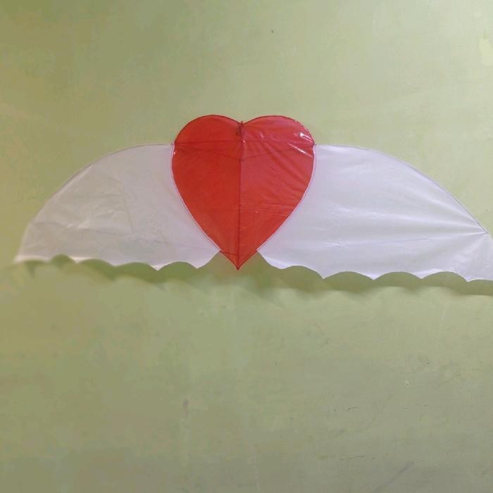 Layangan love love 1 meter