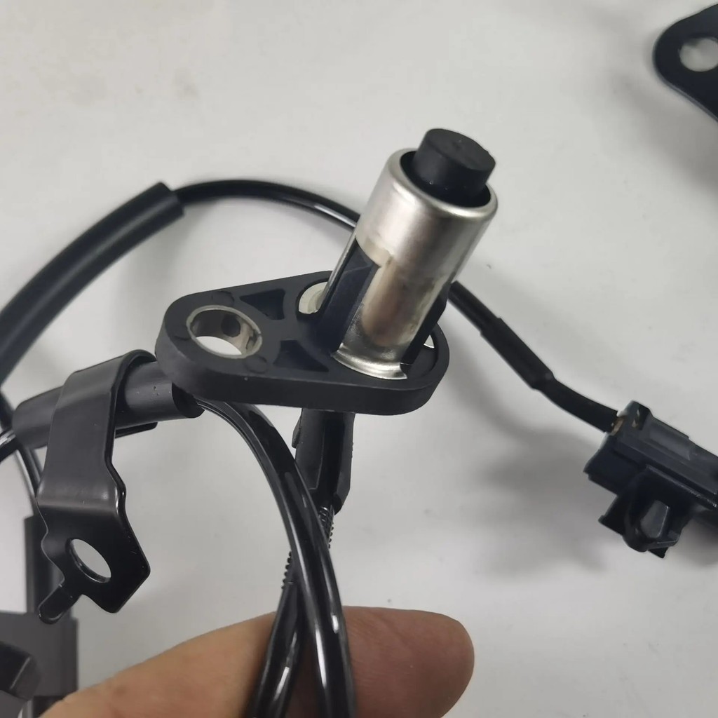4 PCS ABS SENSOR FOR MITSUBISHI PAJERO MONTERO SPORT L200 TRITON STRADA 4670B005 4670B007 4670B006