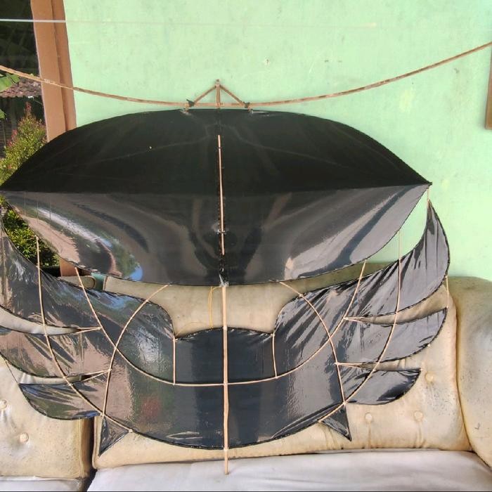 LAYANGAN RAM RAMAN 1,3 METER siap terbang sudah set sendaren