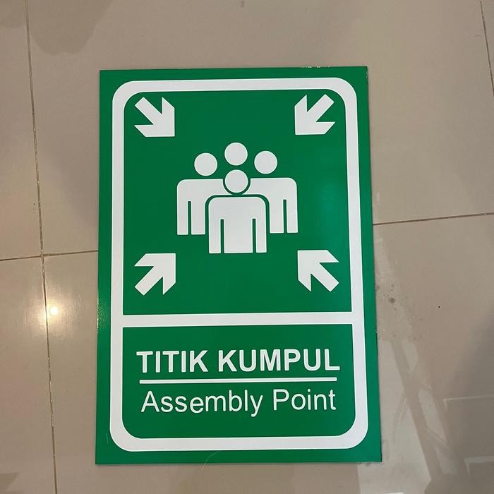 

SIGN TANDA RAMBU ARAH TITIK KUMPUL 35 X 50 CM HITAM HITAM