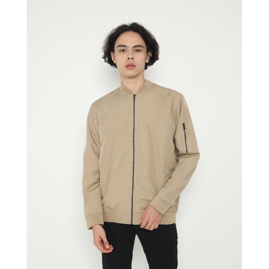 Pilihan- Erigo Bomber Jaket Celio Khaki