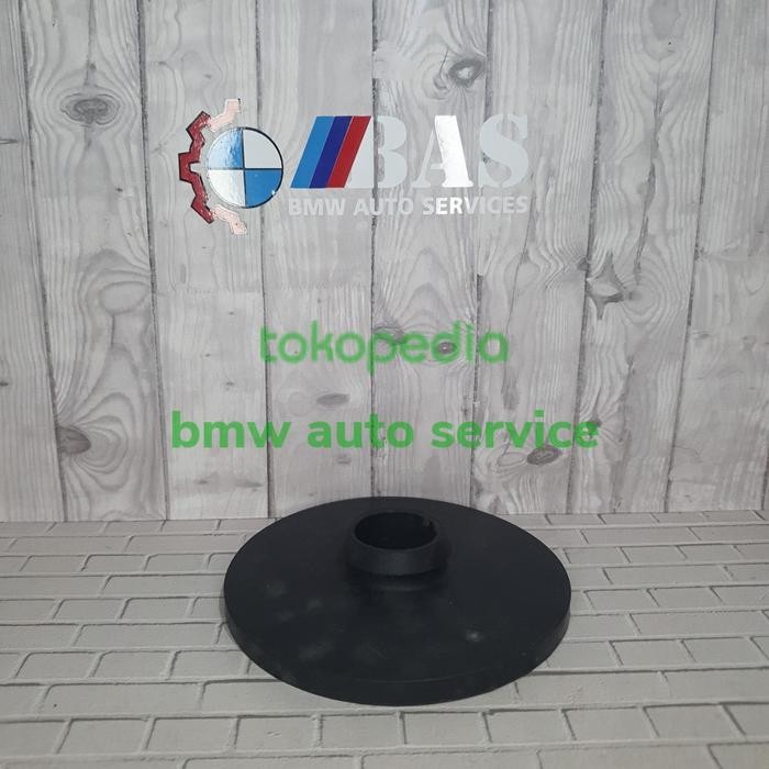 karet tatakan per belakang bawah BMW E30 E36