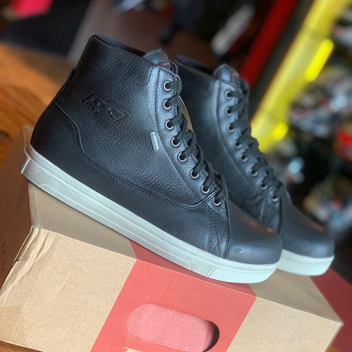 Sepatu Waterproof Tcx Mood Gtx Black Goretex Promo