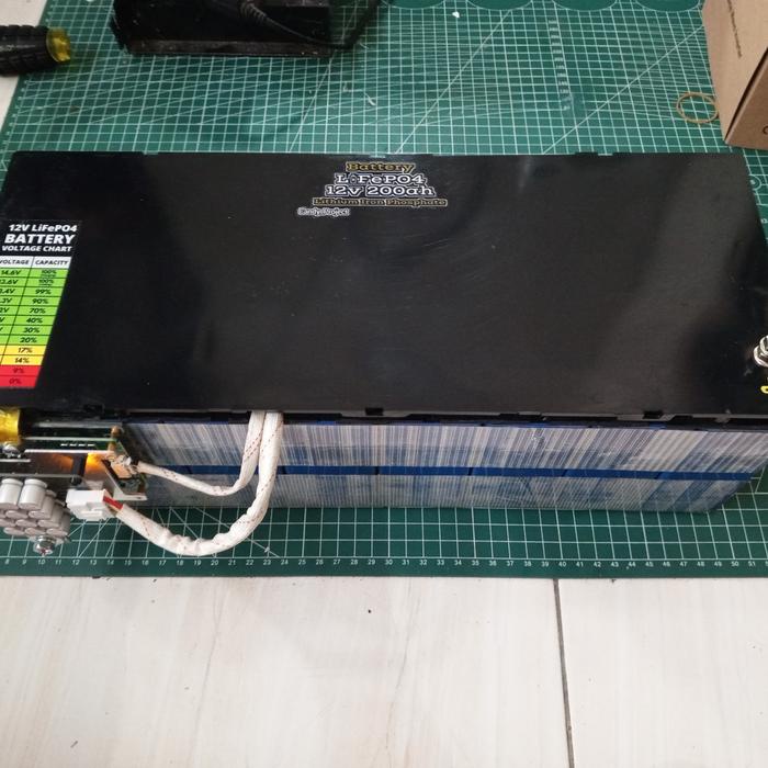 baterai lifepo4 12v 200 AH