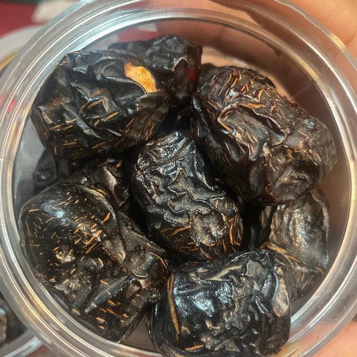 

Mamiseler45 - Kurma Ajwa 250Gr Cemilan Sehat Kering Premium