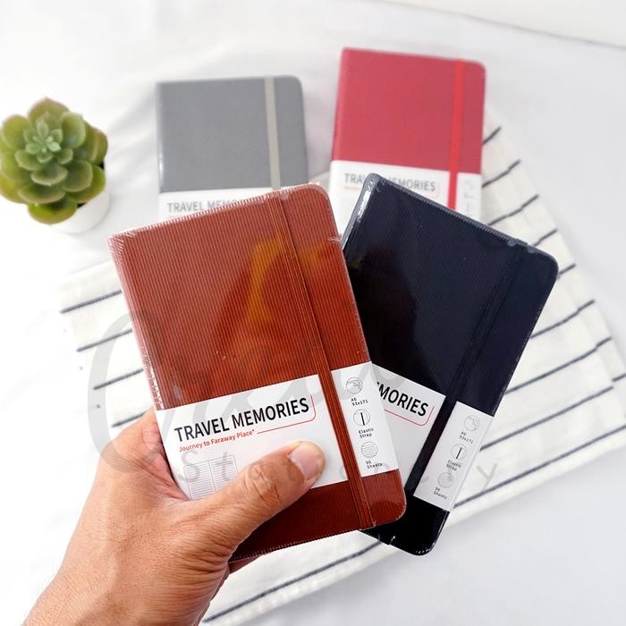 

Minimalist Hardcover Travel Agenda Notebook Strap Buku Saku A6 BIXU