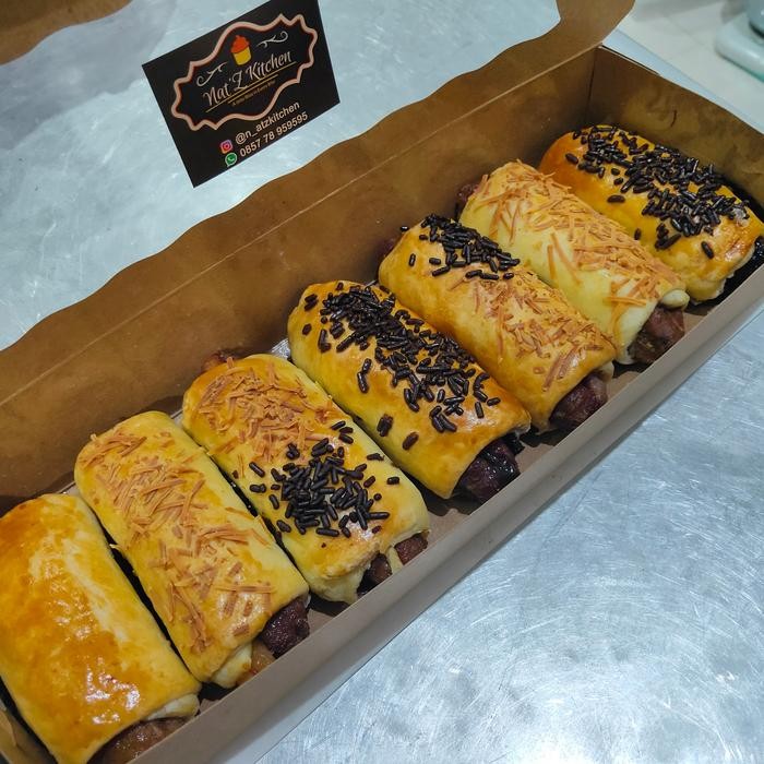 

Pilihan- Pisang Molen/Pisang Bolen/Molen Pisang/Bolen Pisang Gulung-Mix 4 Rasa