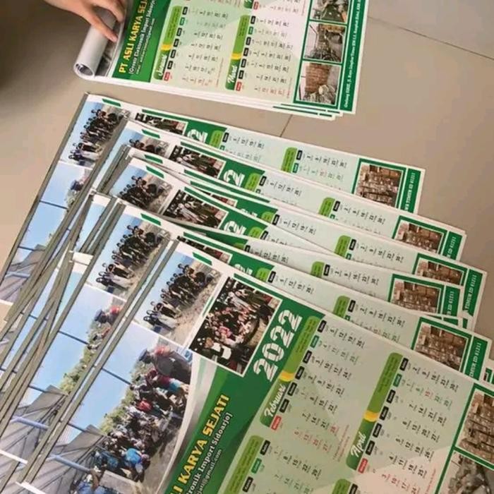 

OJ cetak kalender 2018 isi 6 lembar