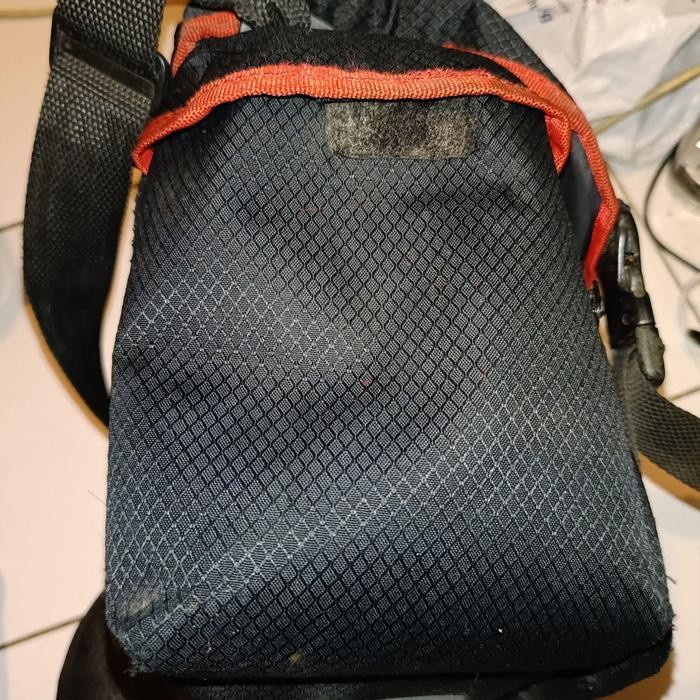Di Tas Selempang Kamera Dslr Canon Ukuran 30X15X25Cm 2Nd