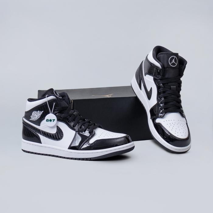Air Jordan 1 Mid Carbon Fiber Black White