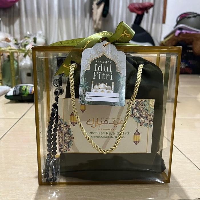 SIAPKIRIM HAMPERS KADO SOVENIR UMROH, HAJI Seserahan mukena box mika best sr bahan katun Free ucapan