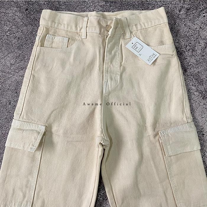 9qli- Highwaist Loose Cargo Jeans Beige / Celana Panjang Wanita Cewek Warna Putih Kekinian