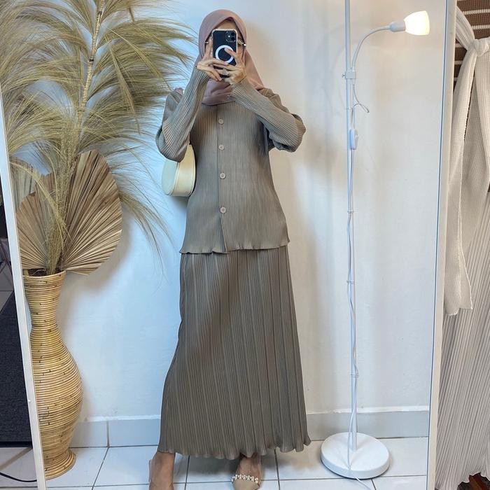 Pilihan- Setelan Wanita One Set Plisket / Setelan Plisket Premium / Setelan Rok Dan Atasan /
