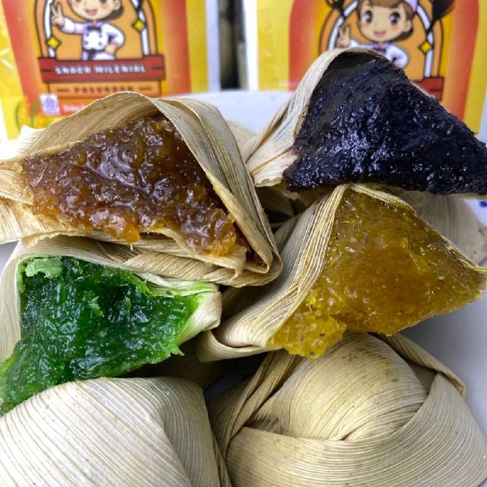 

Pilihan- Wajik Wajit Khas Cililin Bandung 500 Gram